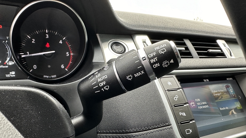 Land Rover Range Rover Evoque - 2.0 TD4 - 150 BVA SE 4X4
