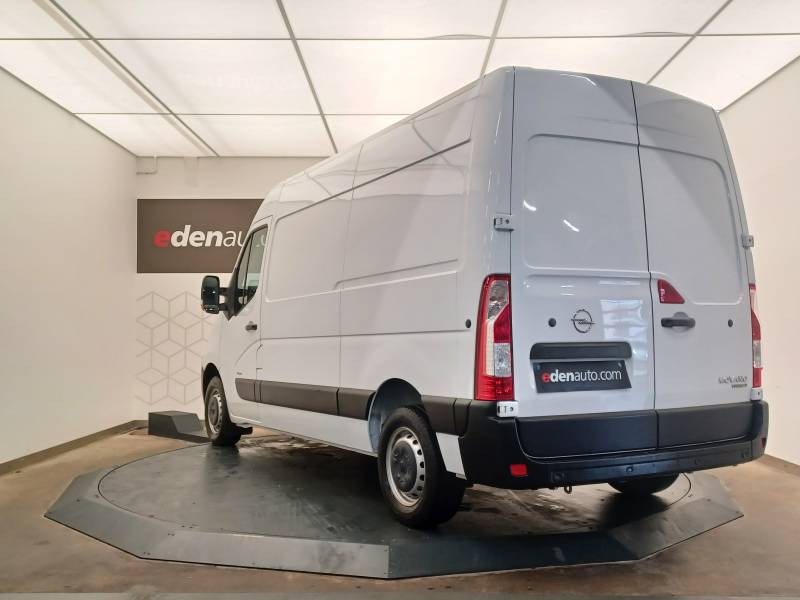 Opel Movano - (30) F3300 L1H1 135 CH BITURBO