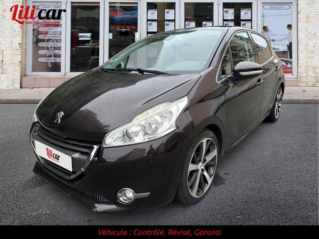 Peugeot 208 - 1.6 e-HDi FAP - 92ch Feline GARANTIE 12 MOIS