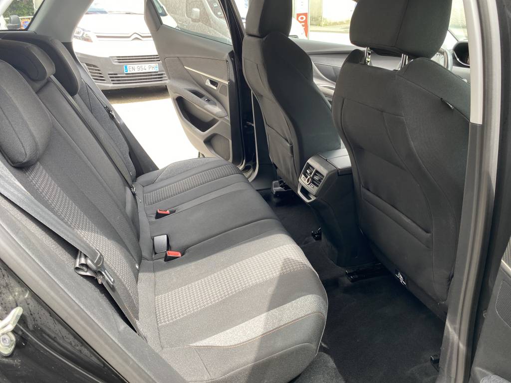 Peugeot 3008 - II BlueHDi 130 S&S Active Business